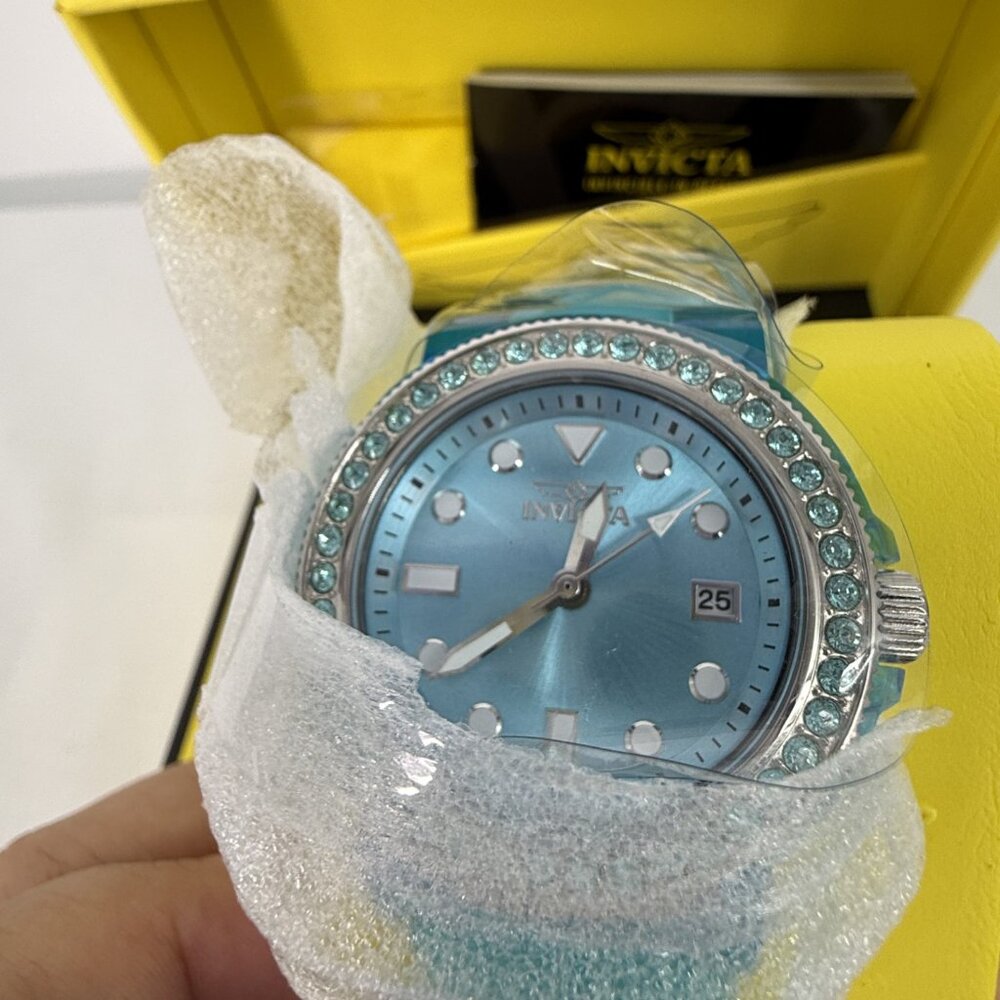 Invicta PRO DIVER LADY Ladies Watch Quartz Model 39504